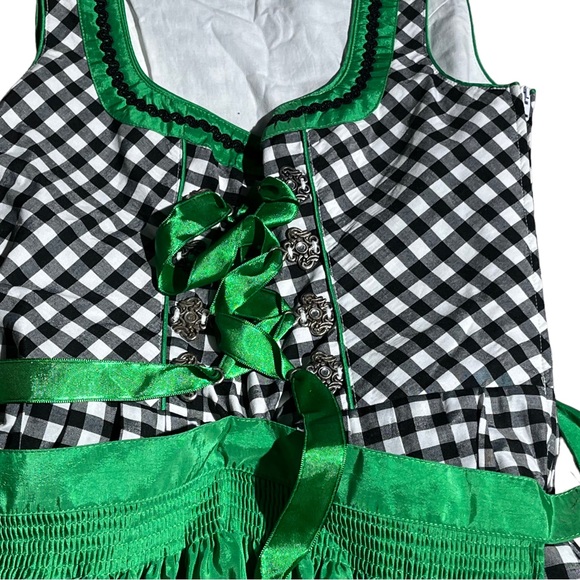 Authentic German Dirndl size 12-14 - Picture 3 of 4